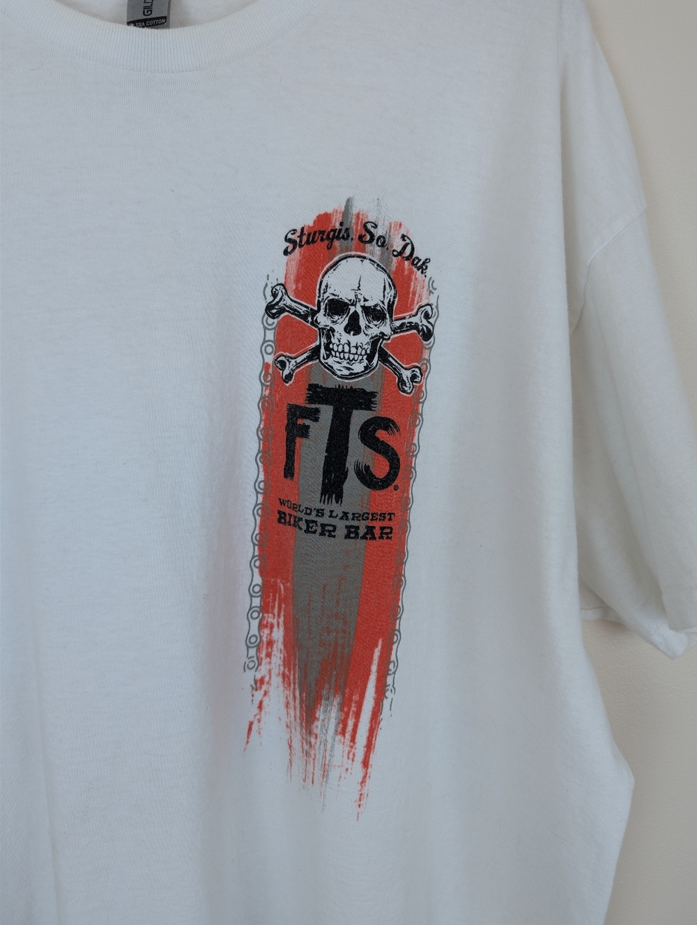 Full Throttle Saloon Sturgis South Dakota White Graphic T-shirt - Picture 2 of 9